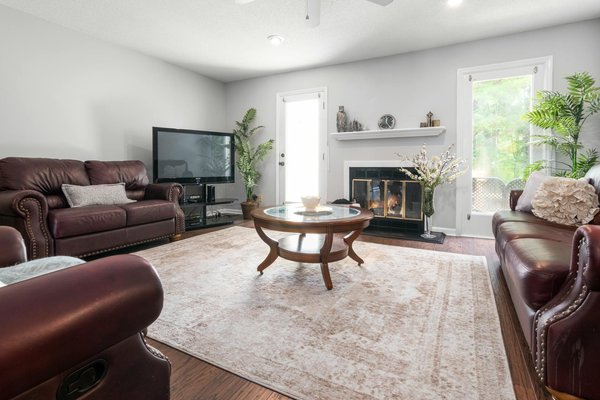 Comparatif Ultime : Tondeuse Électrique vs Tondeuse Thermique – Quelles sont les Différences ?