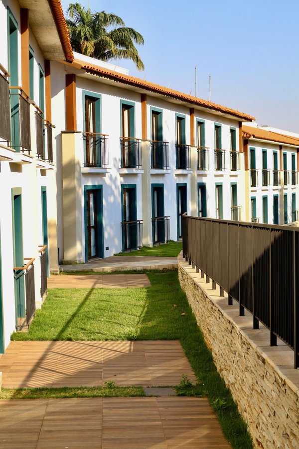 Plaques de soubassement : guide pour renforcer votre clôture